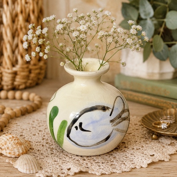 Island Pottery Other - Vintage Island Pottery Bermuda Fish Bud Vase Hand Painted Crackle Glaze 3"